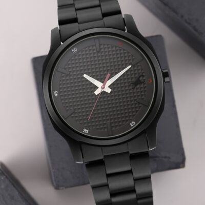 Fastrack STUNNERS 1.0 Men Black Analogue Watch 3255NM01