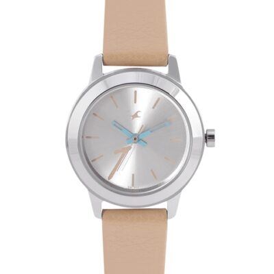 Fastrack Women Leather Straps Analogue W...
