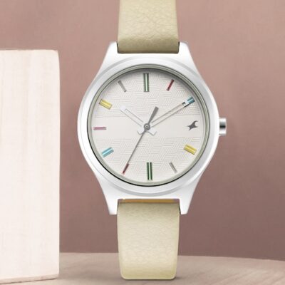Fastrack Women White Brass Dial & Grey Leather Straps Analogue Watch 6152SL06