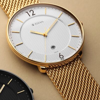 Titan Men Gold-Toned Brass Dial & Stainless Steel Bracelet Style Straps Analogue Watch 1849YM01