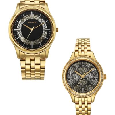 Titan Set Of 2 Dial & Stainless Steel Bracelet Style Straps Analogue Watch 18242712YM02